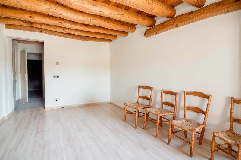 Maison - 265 m² - 6 pièces