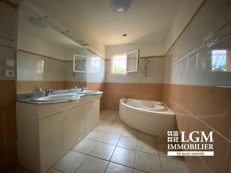 Maison - 147 m² - 5 pièces