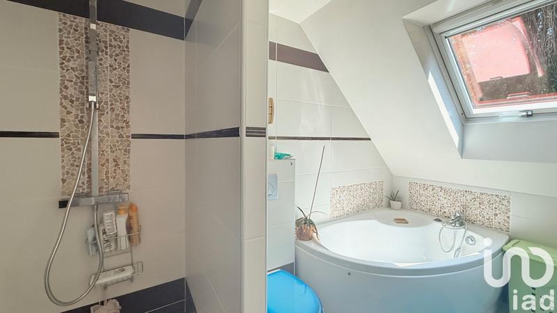 Maison - 110 m² - 6 pièces