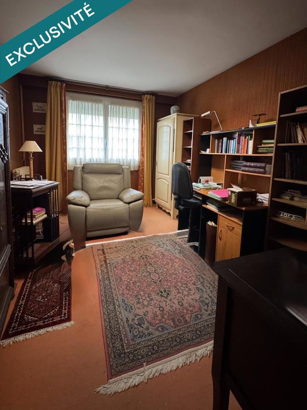 Maison - 235 m² - 9 pièces