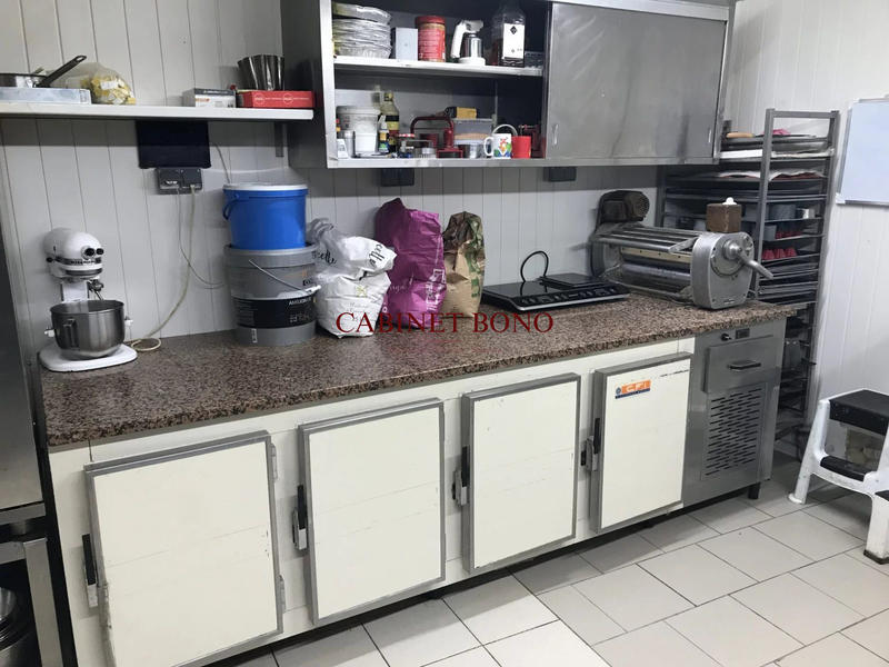 Fonds de commerce - 110 m²