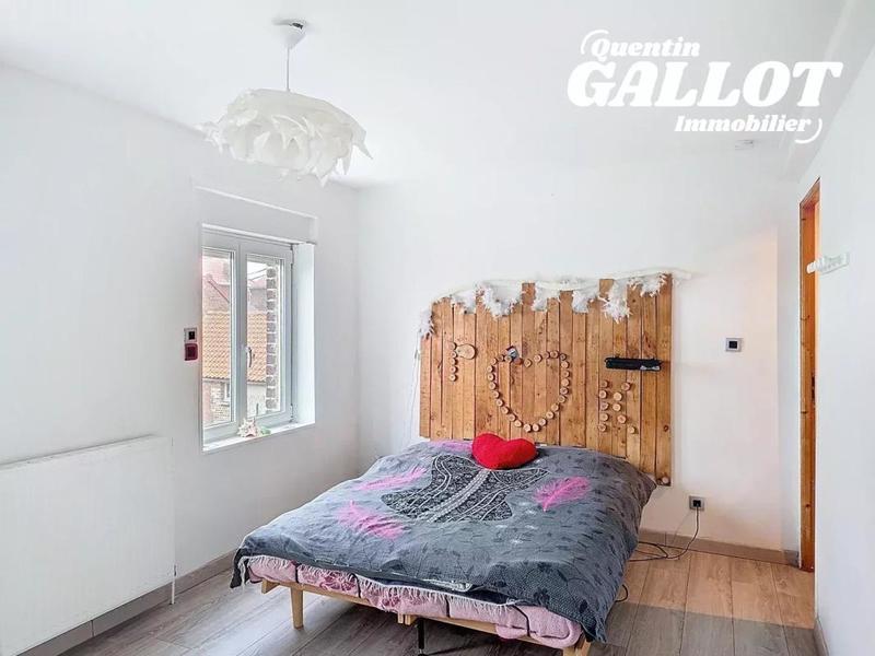 Maison - 192 m² - 11 pièces