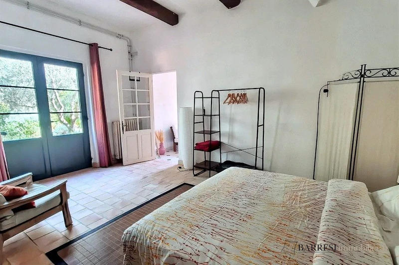 Maison ancienne - 250 m² - 8 pièces