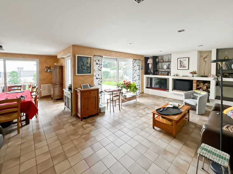 Maison - 138 m² - 6 pièces