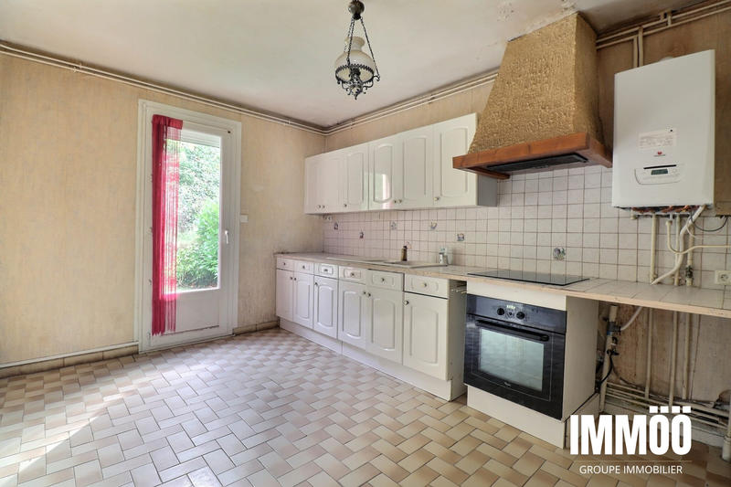 Maison - 90 m² - 4 pièces