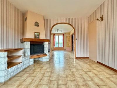 Maison - 74 m² - 4 pièces