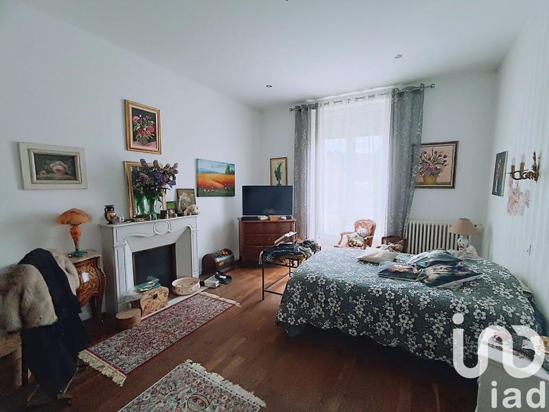 Maison de maîtres - 250 m² - 8 pièces