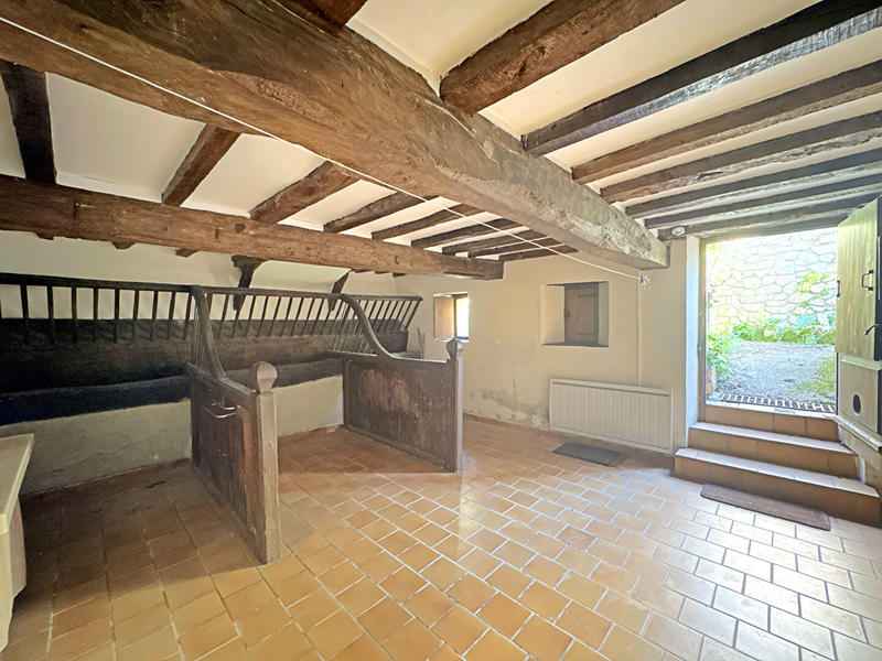 Maison - 202 m² - 6 pièces