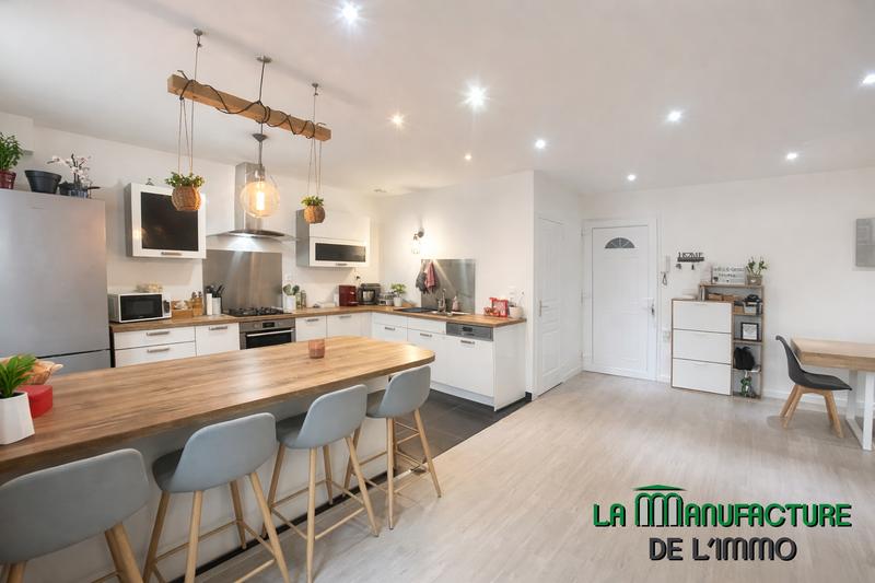 Appartement - 96 m² - 4 pièces