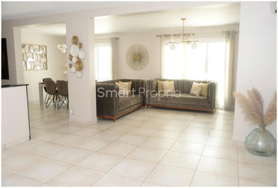 Maison - 150 m² - 6 pièces