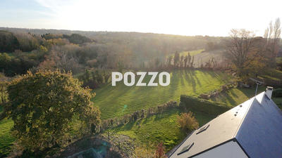 Maison - 150 m² - 9 pièces