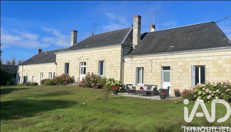 Maison - 228 m² - 8 pièces