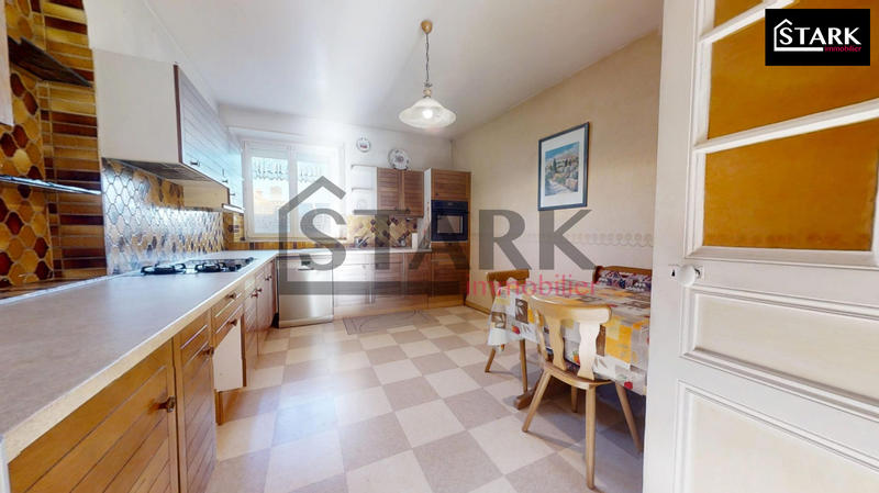 Appartement - 130 m² - 5 pièces