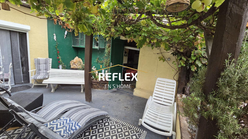 Maison - 229 m² - 8 pièces