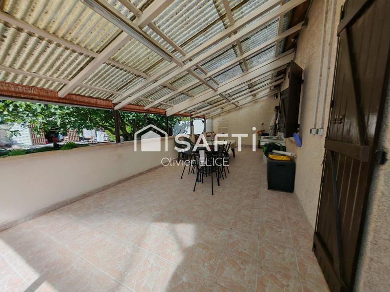 Maison - 92 m² - 5 pièces