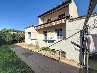 Maison - 131 m² - 6 pièces