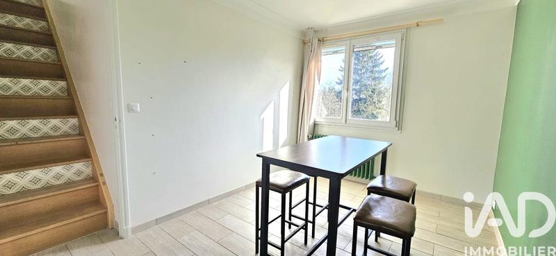 Maison - 178 m² - 8 pièces