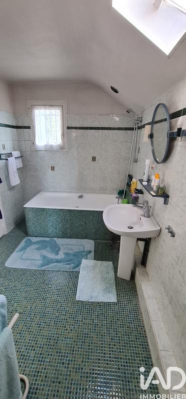 Maison - 212 m² - 5 pièces