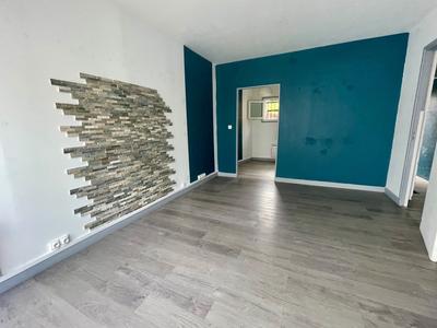 Local commercial - 95 m² - 6 pièces