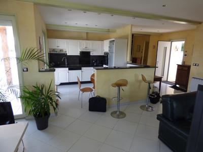 Villa - 97 m² - 4 pièces