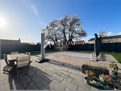 Maison - 127 m² - 5 pièces