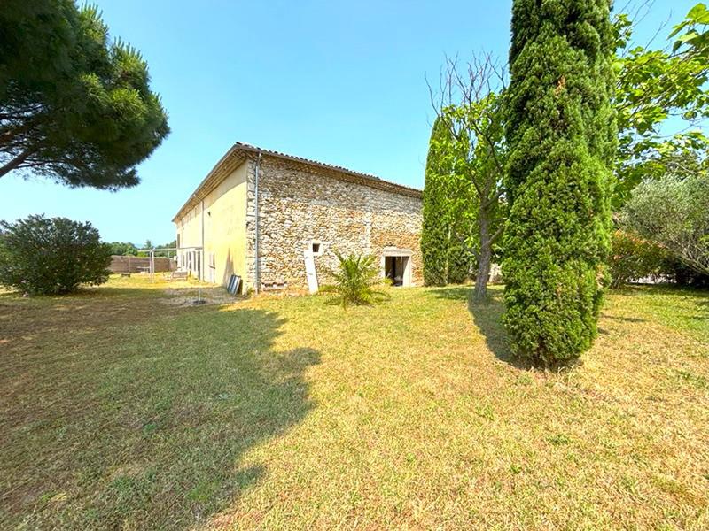 Maison - 245 m² - 8 pièces