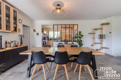 Maison - 123 m² - 5 pièces