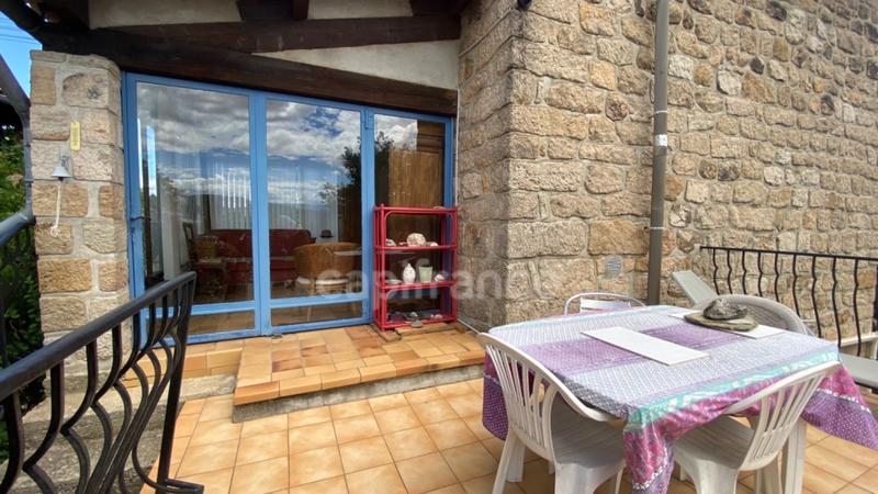 Maison en pierre - 72 m² - 4 pièces