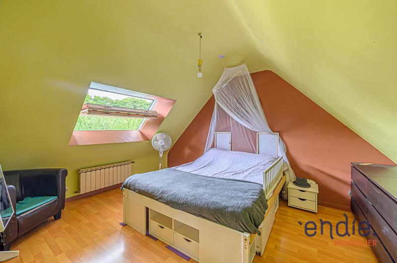 Maison - 167 m² - 7 pièces