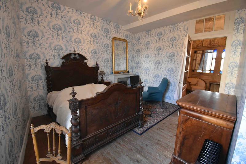 Maison ancienne - 180 m² - 5 pièces