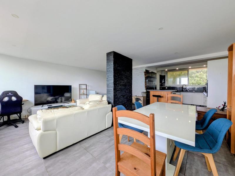 Appartement - 75 m² - 4 pièces