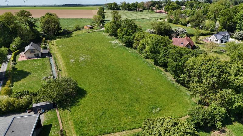 Terrain constructible - 3 923 m²