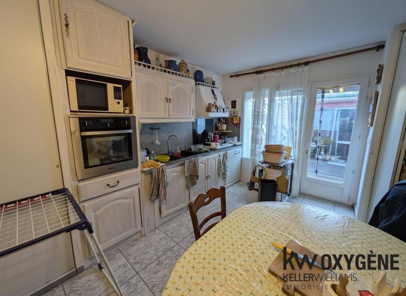 Propriété - 182 m² - 8 pièces