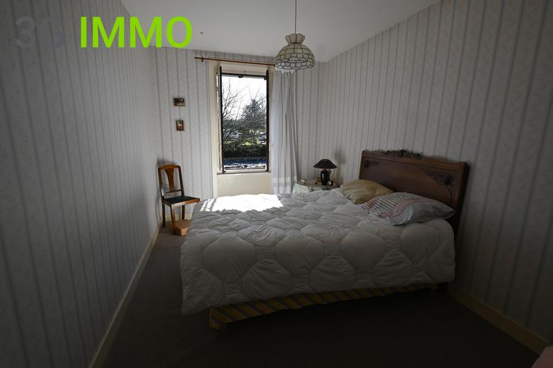 Maison jumelée - 86 m² - 4 pièces