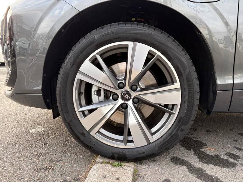 Audi Q3 Hybride e-hybrid 272 ch s tronic 6 s line