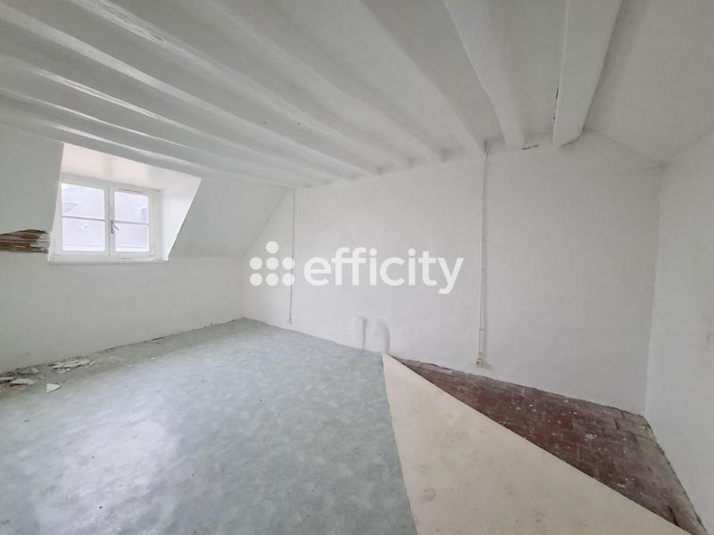 Maison - 153 m² - 9 pièces