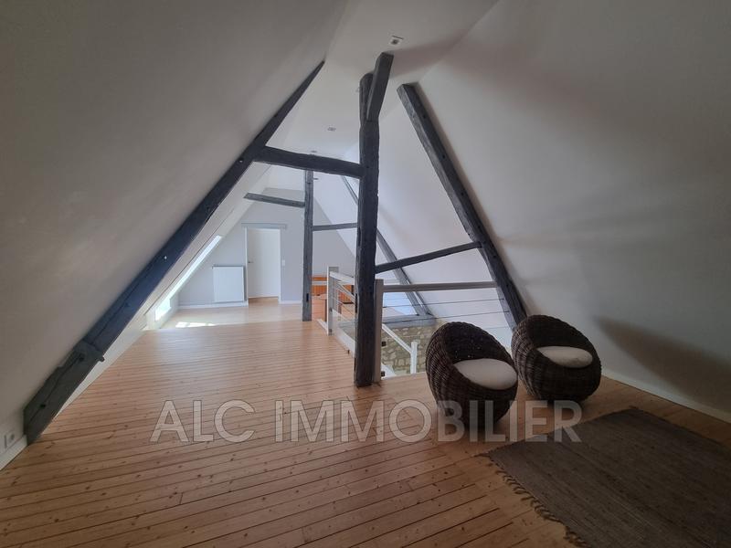 Propriété - 206 m² - 5 pièces