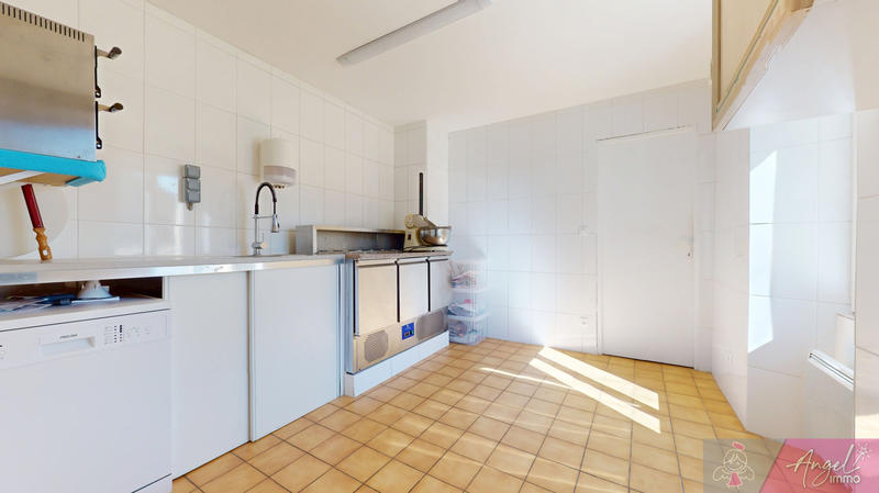 Maison de village - 220 m² - 7 pièces