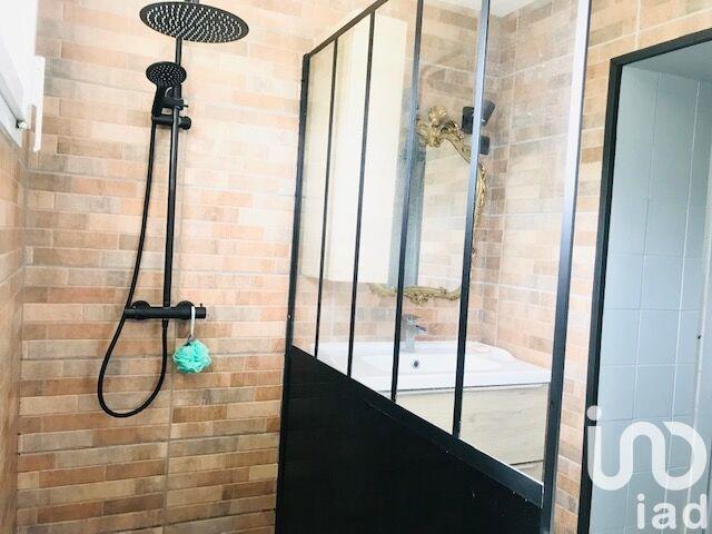 Maison - 93 m² - 5 pièces