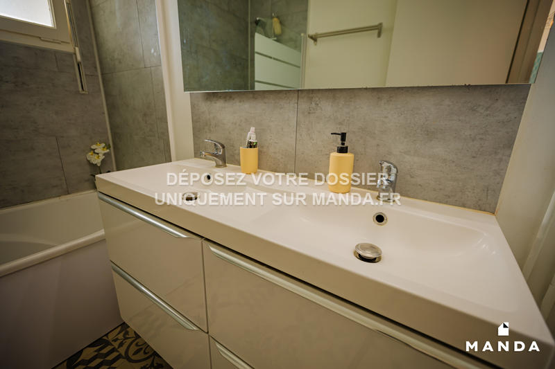 Chambre - 10 m² - 5 pièces