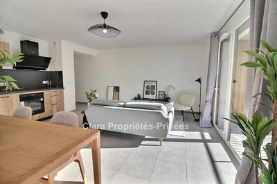 Appartement - 88 m² - 4 pièces