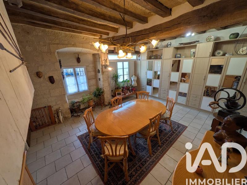 Maison - 200 m² - 7 pièces