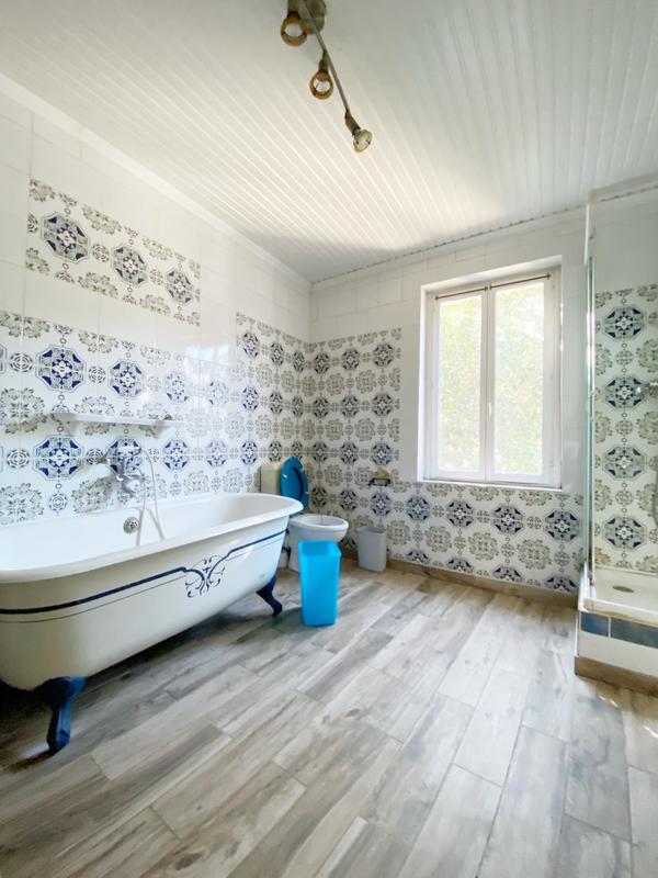 Maison de village - 278 m² - 8 pièces