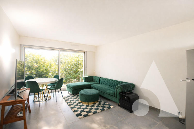 Appartement - 84 m² - 4 pièces