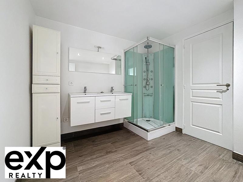 Loft - 495 m² - 10 pièces