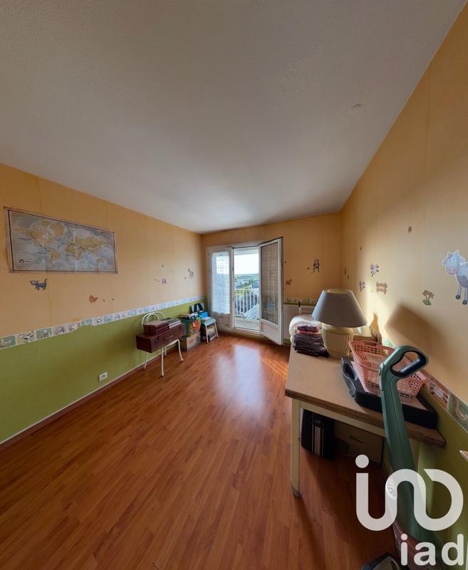 Appartement - 93 m² - 5 pièces