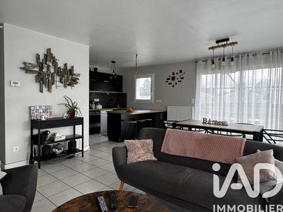 Maison - 93 m² - 5 pièces
