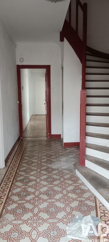 Maison de ville - 180 m² - 9 pièces