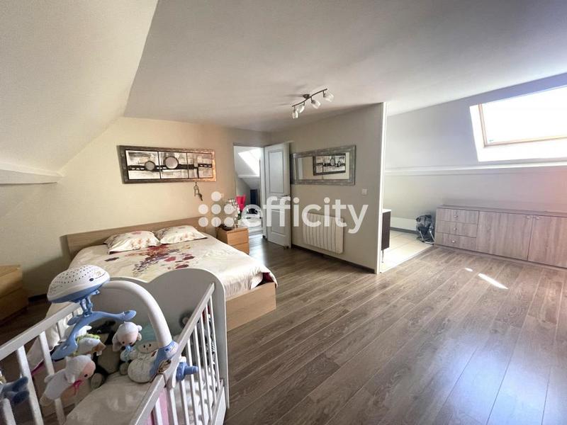 Maison - 195 m² - 5 pièces