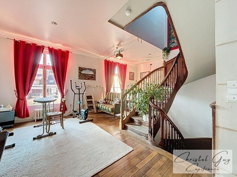 Maison bourgeoise - 337 m² - 10 pièces